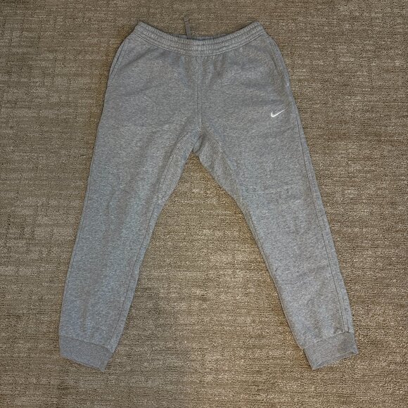 Nike Sportswear Men's Gray Fleece Joggers Sweatpants Tapered Leg Drawstring Sz L - Picture 1 of 6